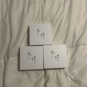 Apple AirPods Pro with White Finish